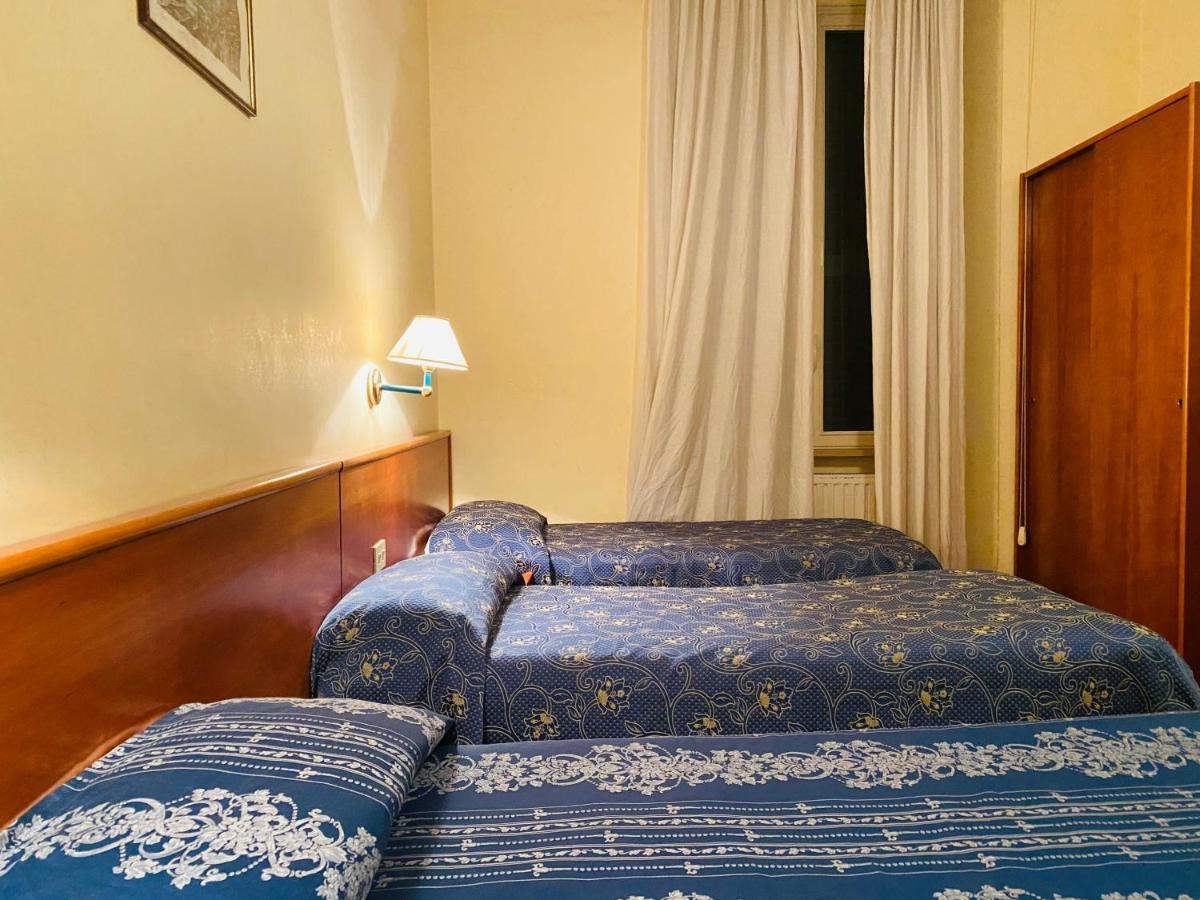 Hotel Ferrari Roma Exterior foto