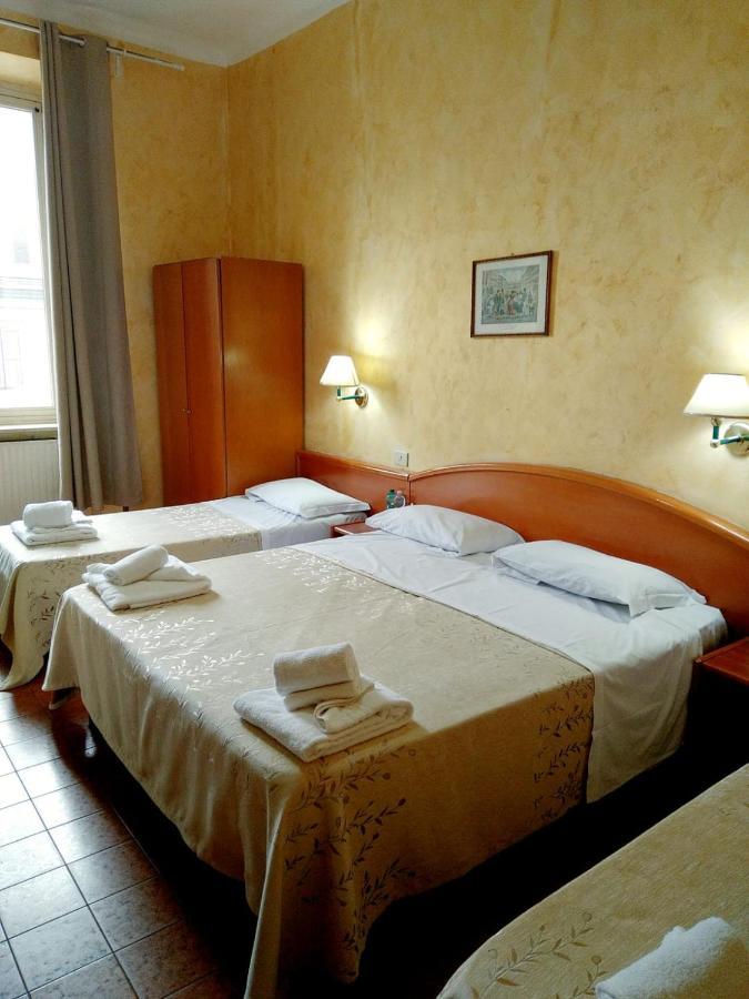 Hotel Ferrari Roma Exterior foto